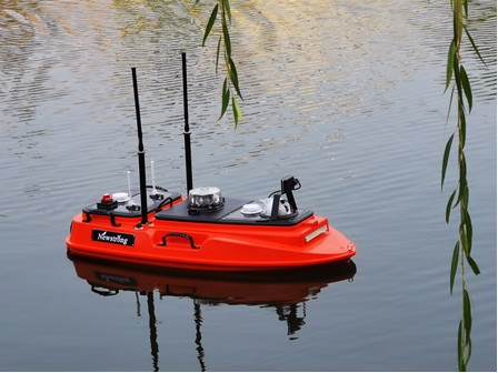 中国海洋大学无人船测量系统测试